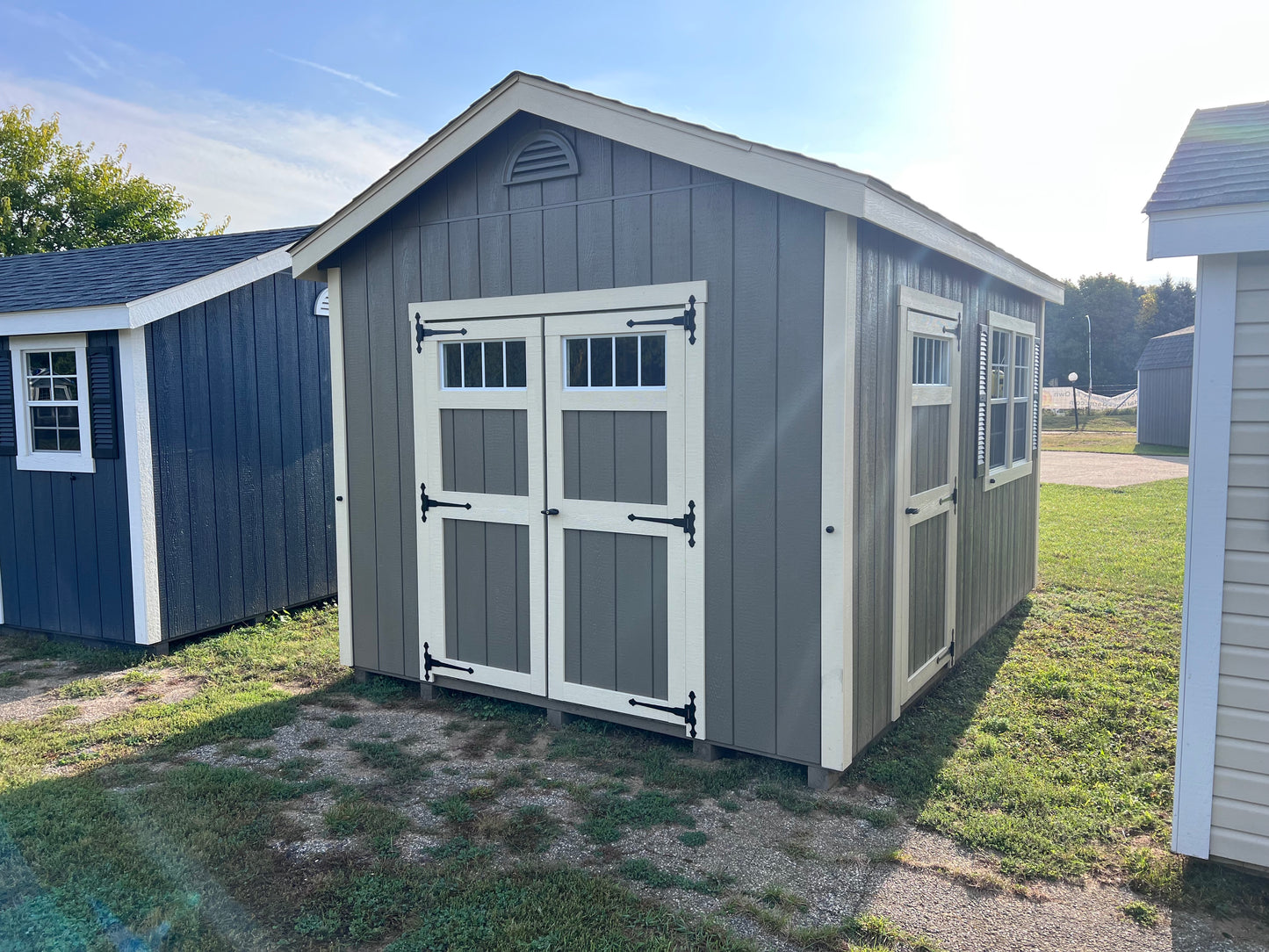 10x14 Painted Deluxe Cottage - QP905