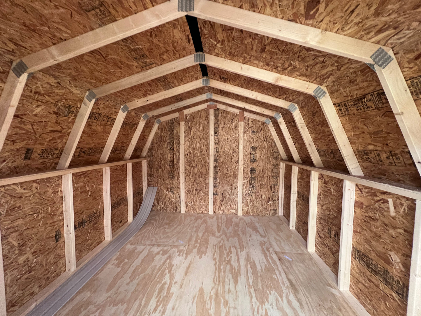 10x12 Vinyl 8' Pro Series - QP523