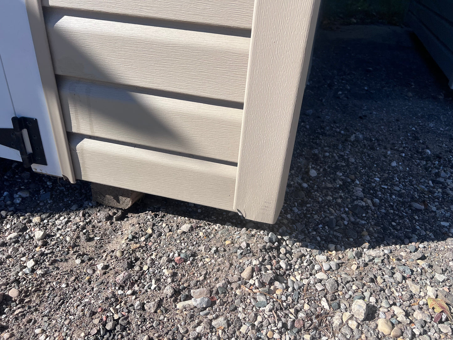 8x10 8' Vinyl Pro Series - Rental Return