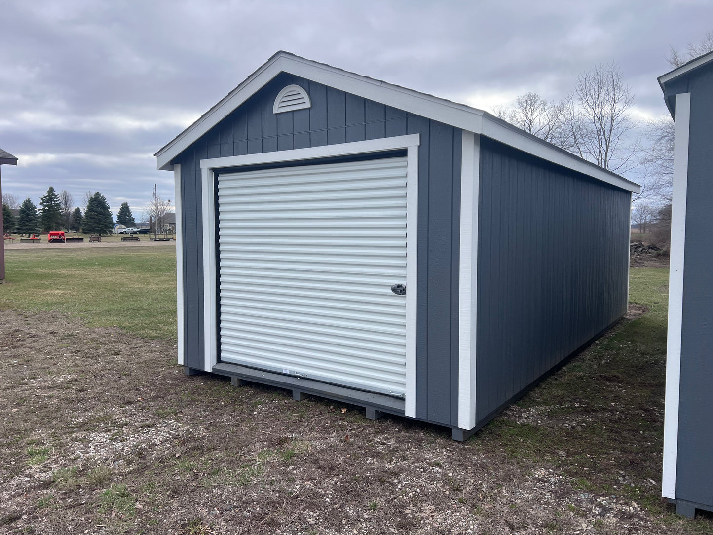 12x24 Painted Garage w/ Deluxe - QP329