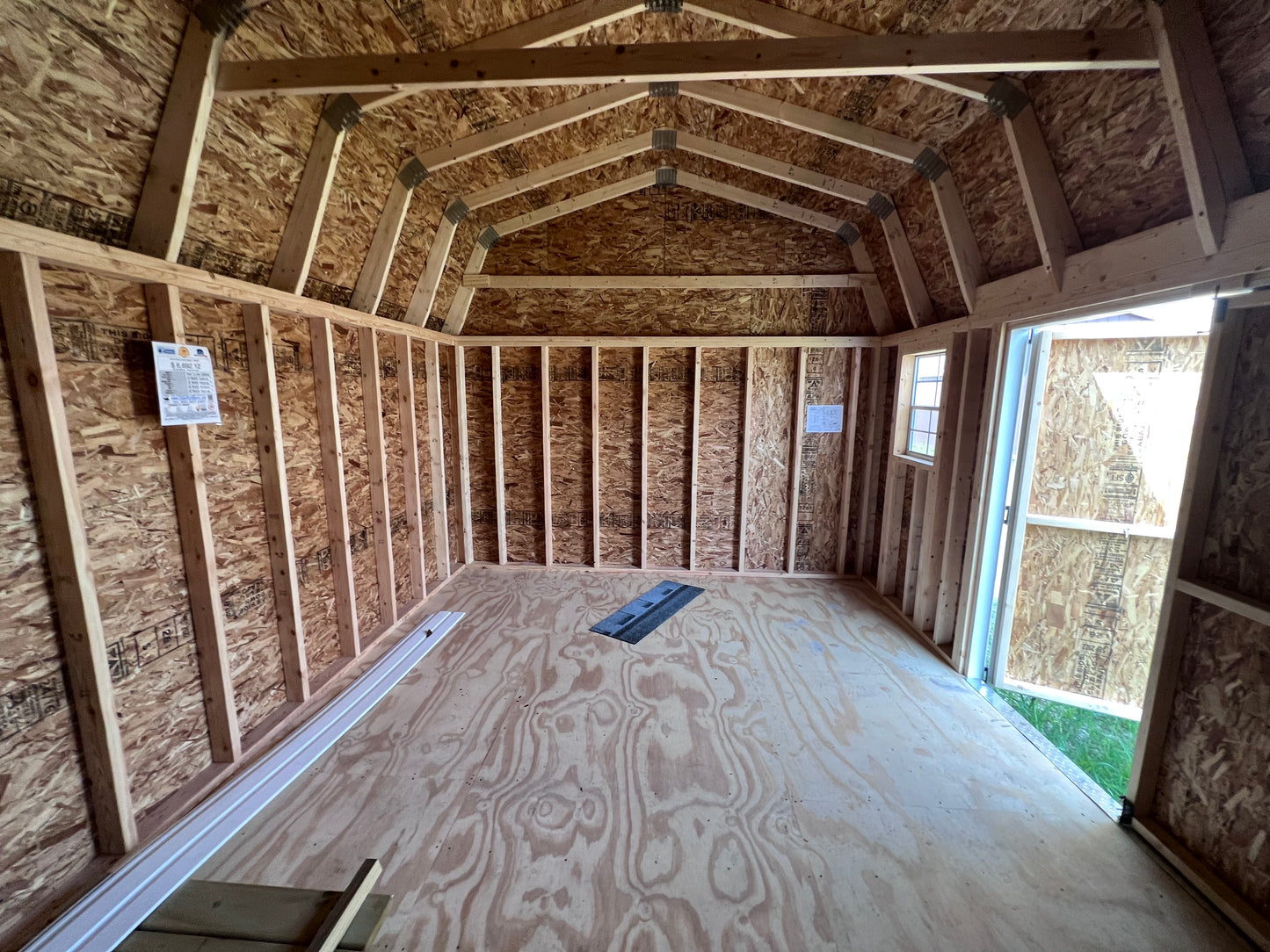 12x16 Vinyl Dutch Barn - QP297