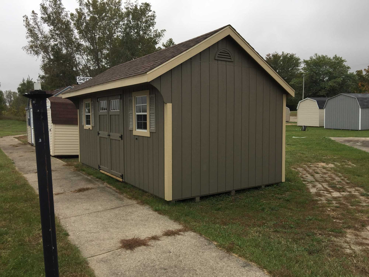 Carriage House - Painted w/ Deluxe Pkg