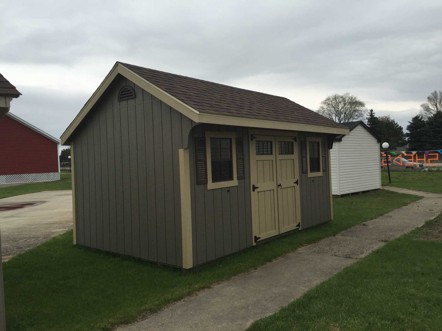 Carriage House - Painted w/ Deluxe Pkg