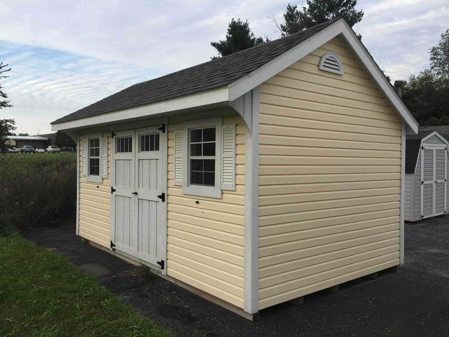 Carriage House - Vinyl w/ Deluxe Pkg