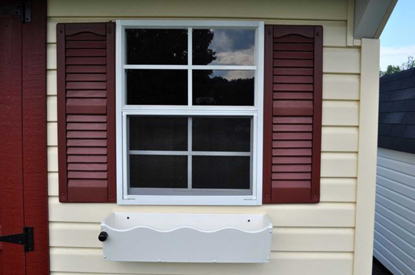 Carriage House - Vinyl w/ Deluxe Pkg