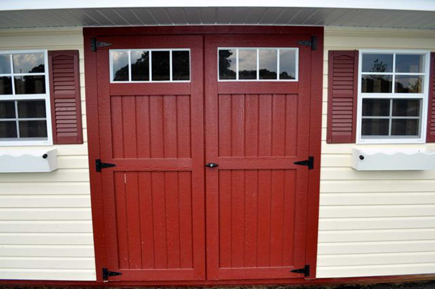Carriage House - Vinyl w/ Deluxe Pkg