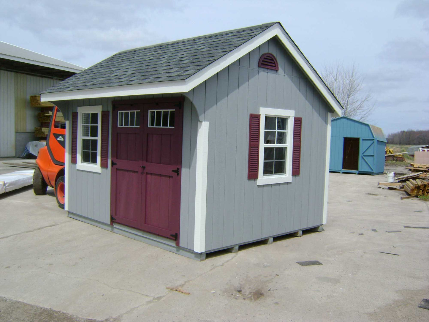 Carriage House - Painted w/ Deluxe Pkg