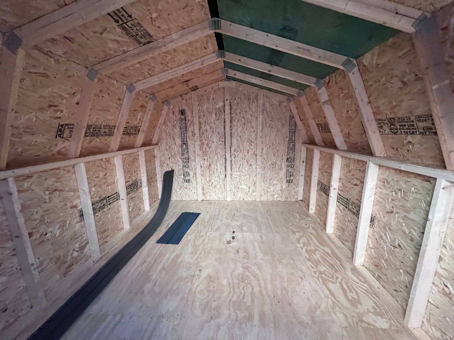 10x12 8' Vinyl Pro Series - Rental Return