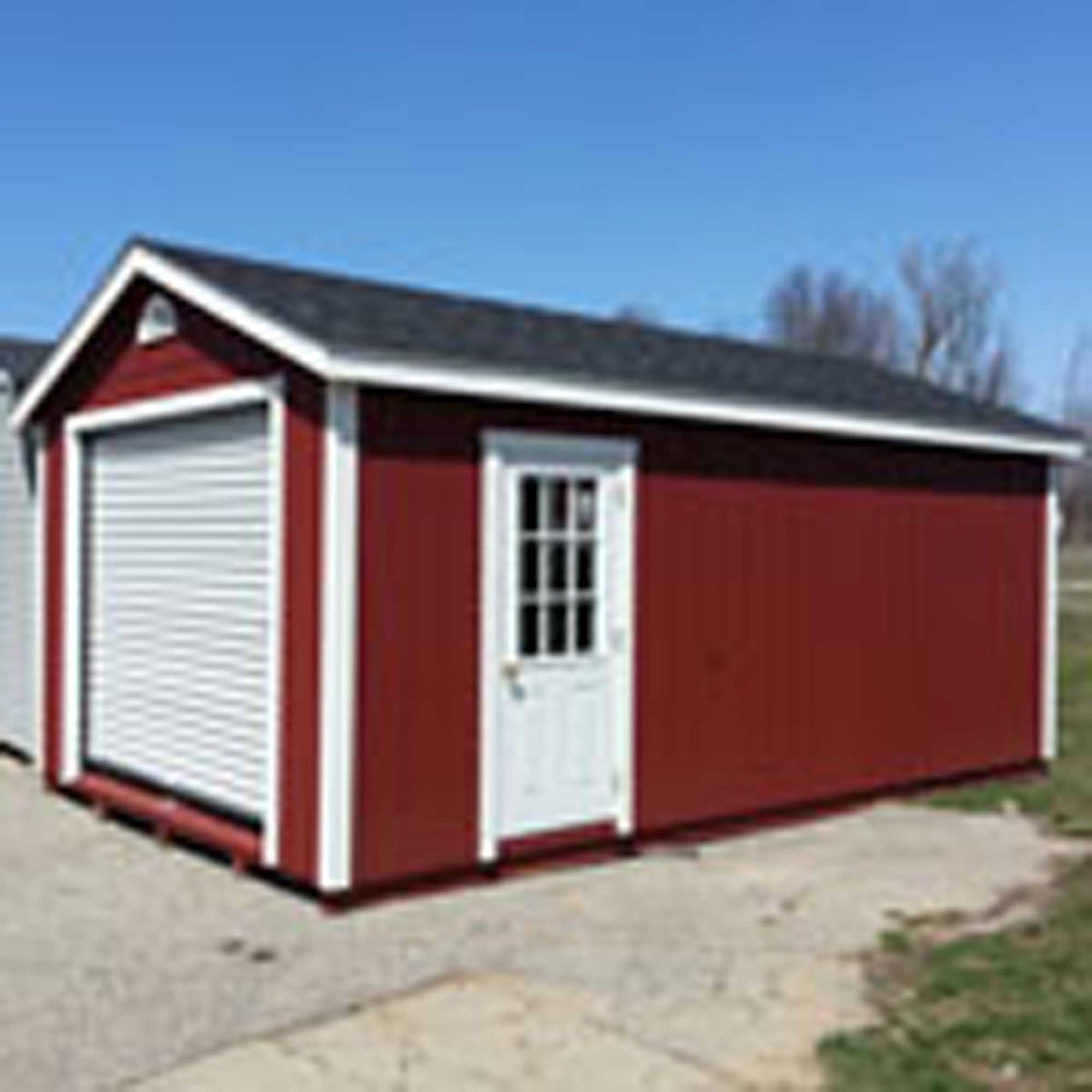 Garage - Painted w/ Deluxe Pkg