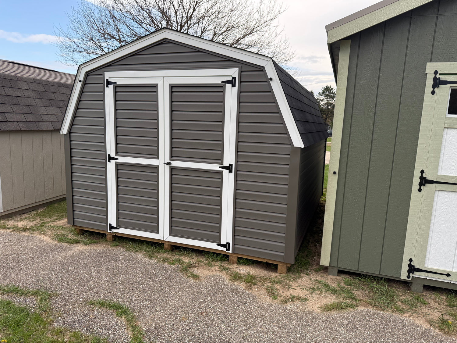 10x12 8' Vinyl Pro Series - Wayland Lot