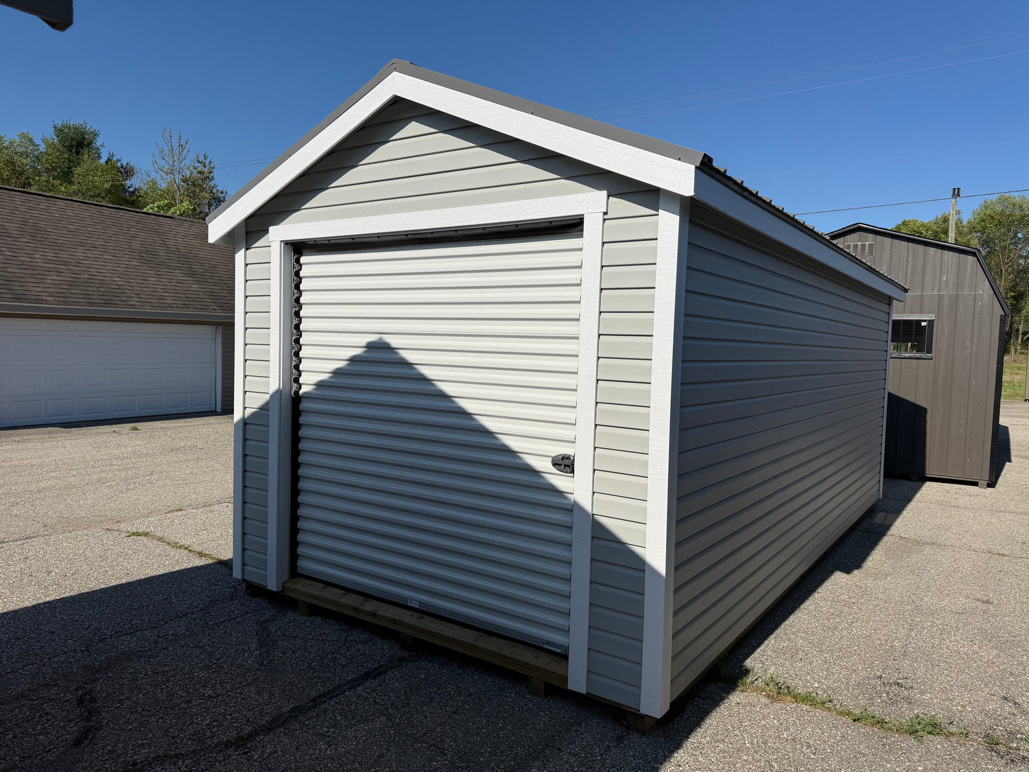 10x20 Vinyl Deluxe Cottage - Cedar Springs Lot - Cedar Rock Barns