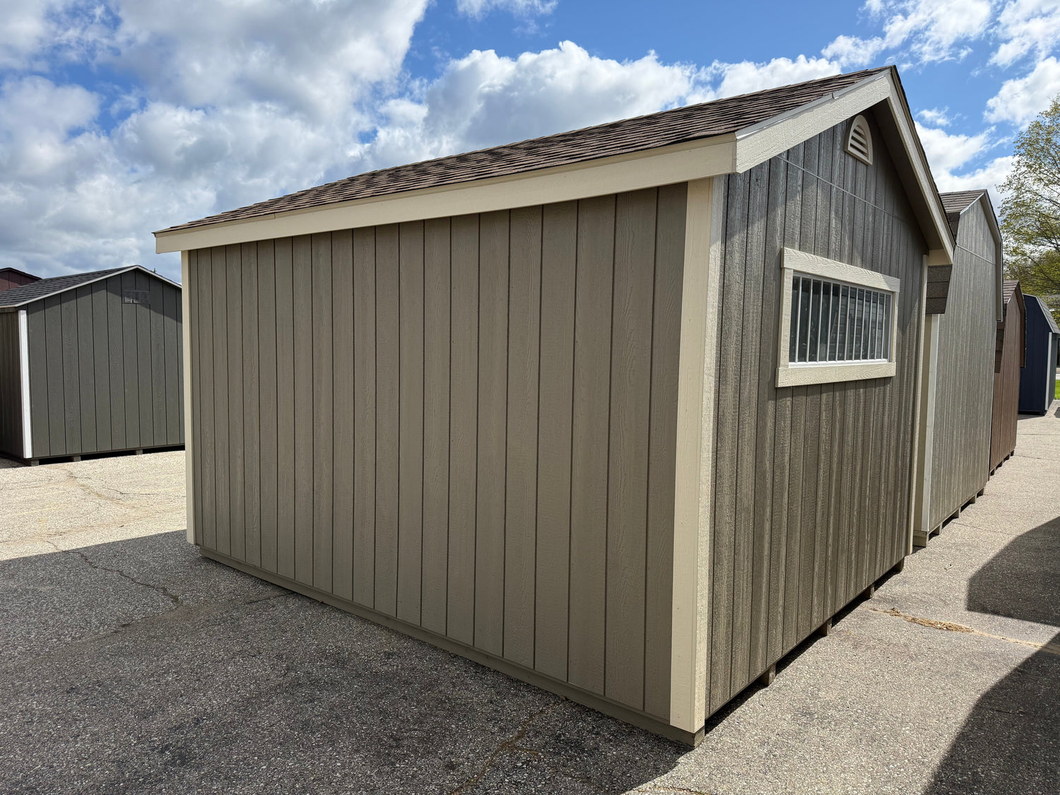 12x14 Painted Deluxe Cottage - Cedar Springs Lot