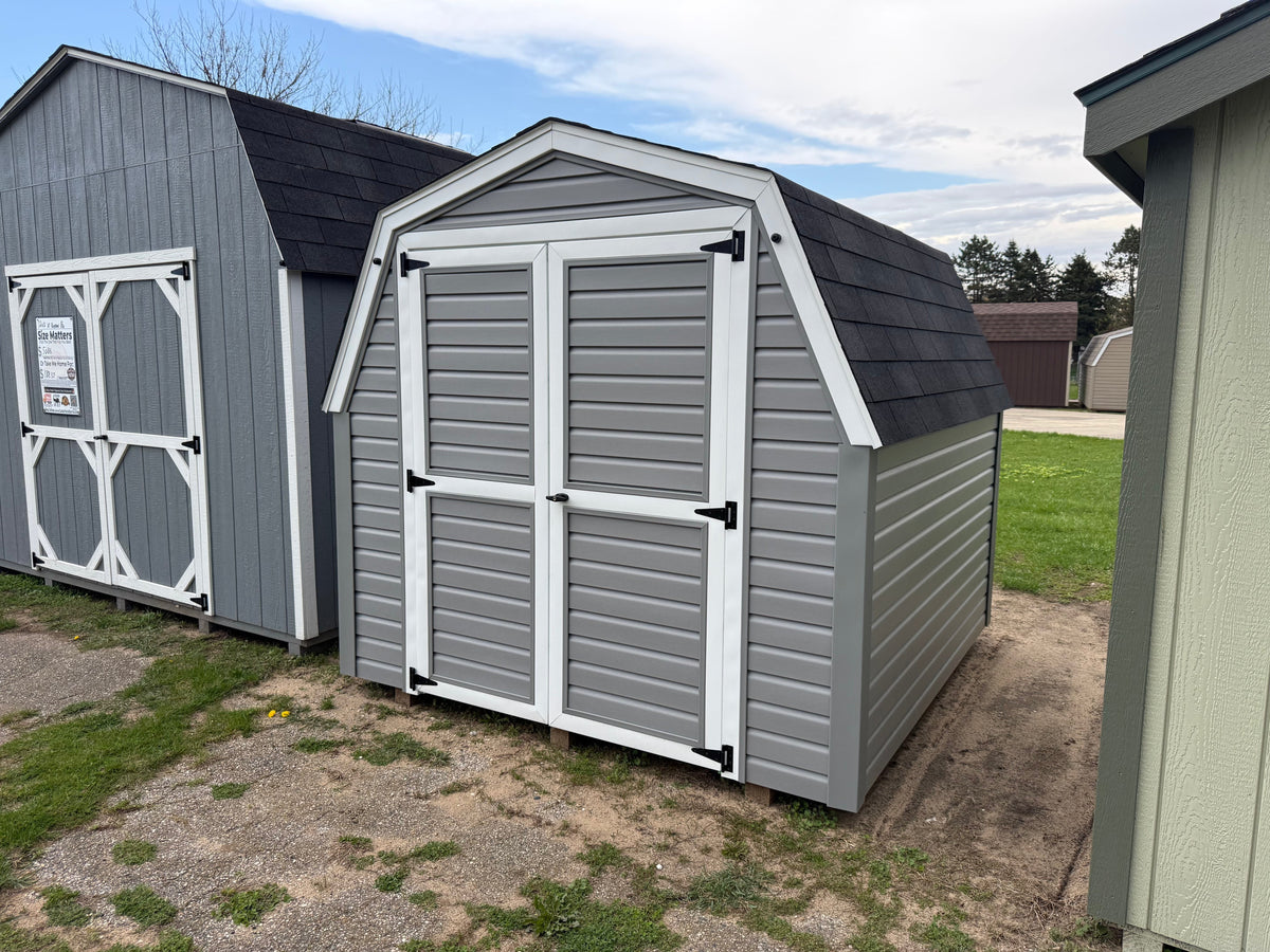 8x8 8' Vinyl Pro Series - Wayland, MI