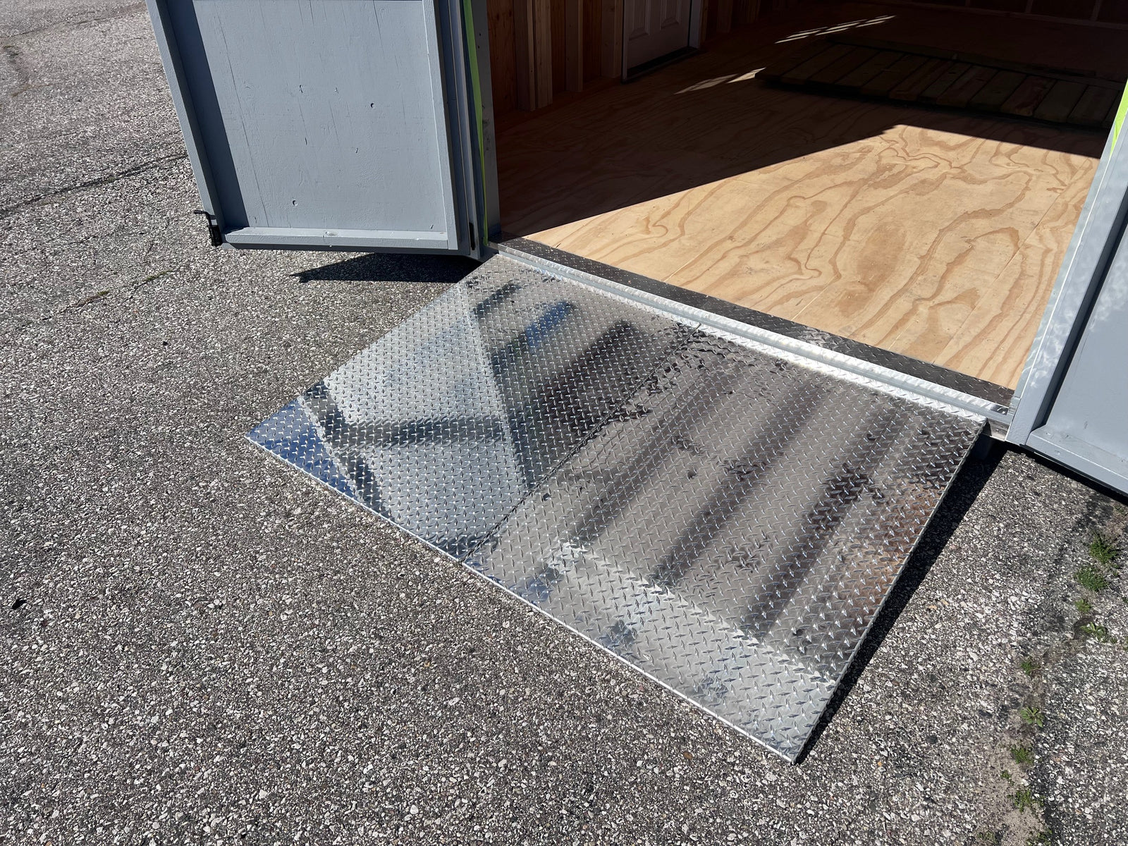 Deluxe Aluminum Shed Ramps