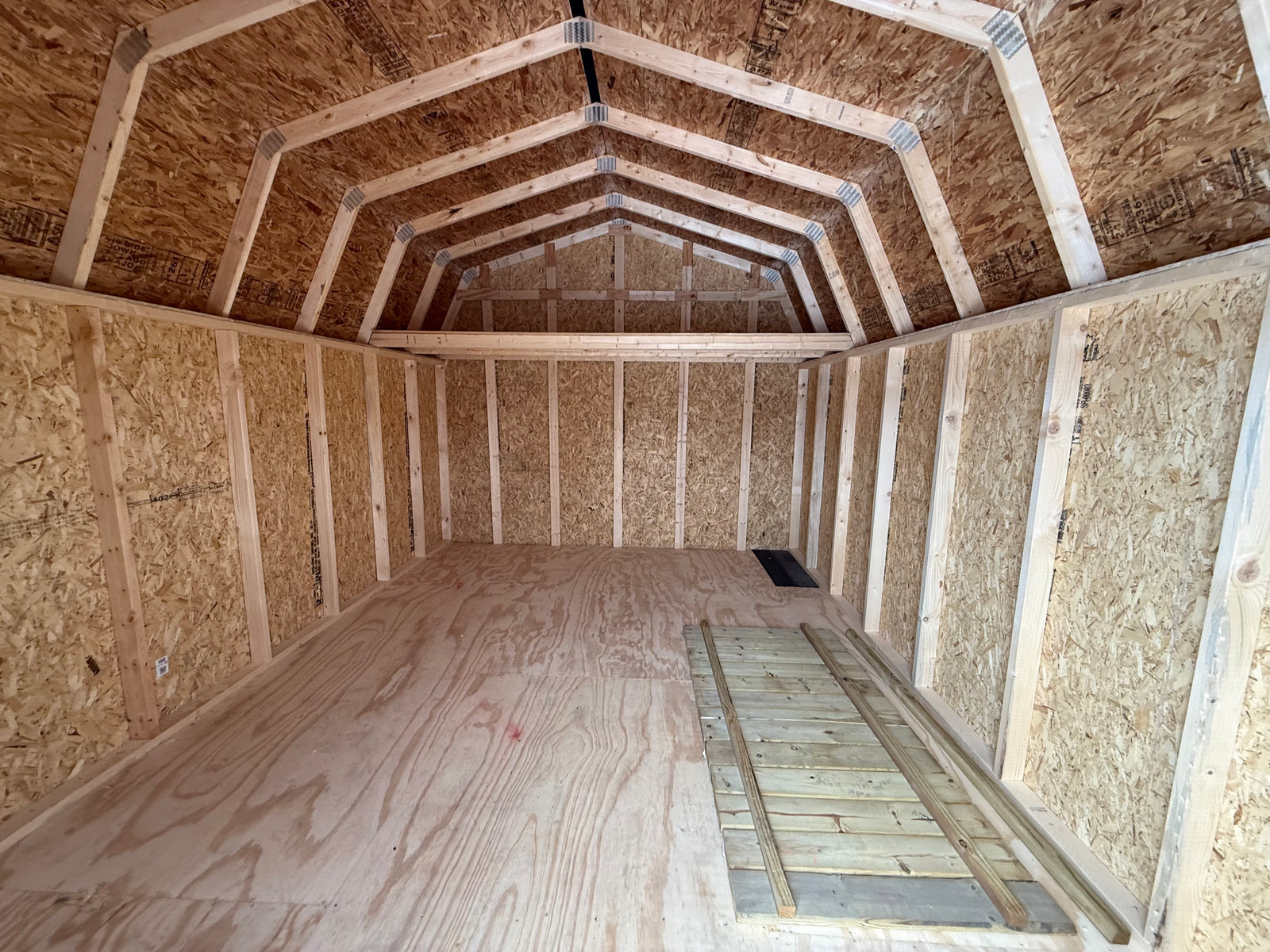 12x16 10' Pro Series - Wayland Lot - Cedar Rock Barns