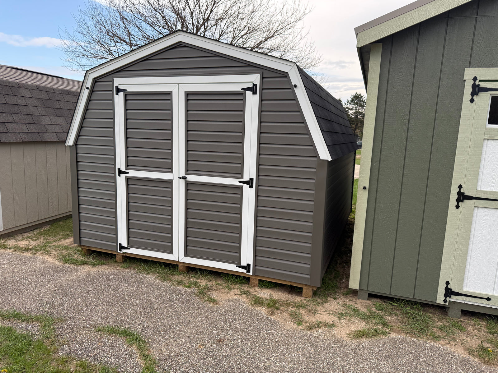 10x12 8' Vinyl Pro Series - Wayland Lot