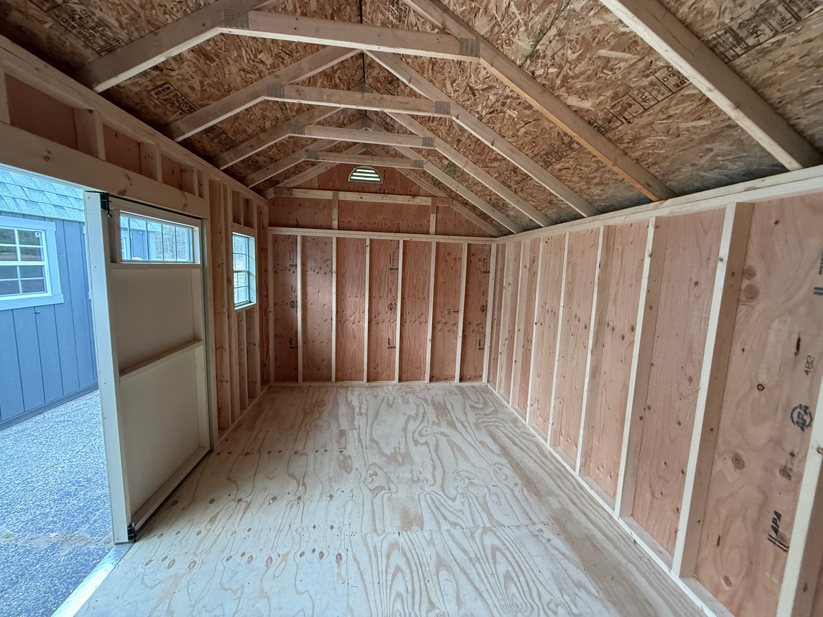 10x16 Painted Deluxe Carriage House - Cedar Springs, MI