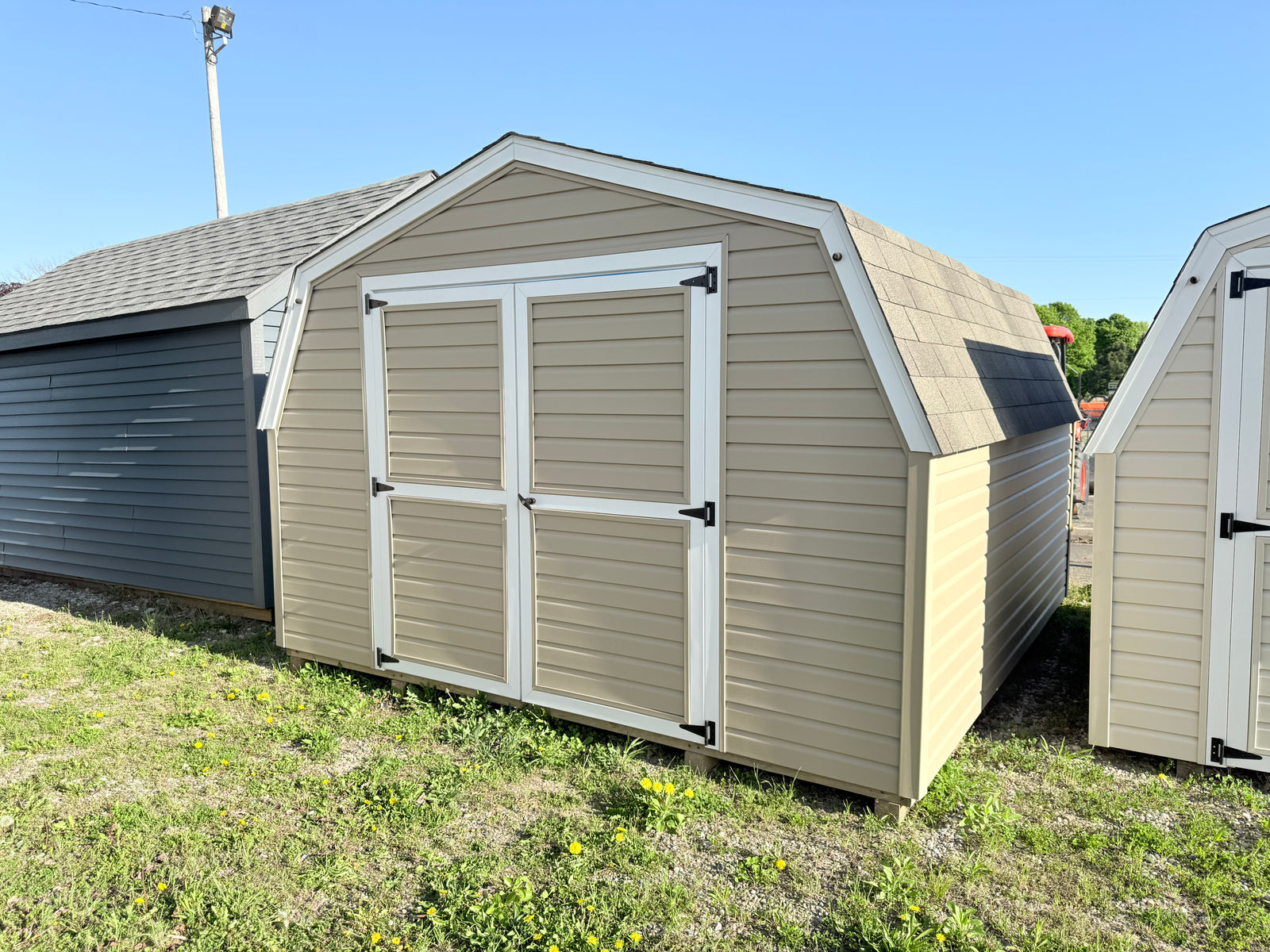 12x12 8' Vinyl Pro Series - QP1096 - Ionia Lot - Cedar Rock Barns