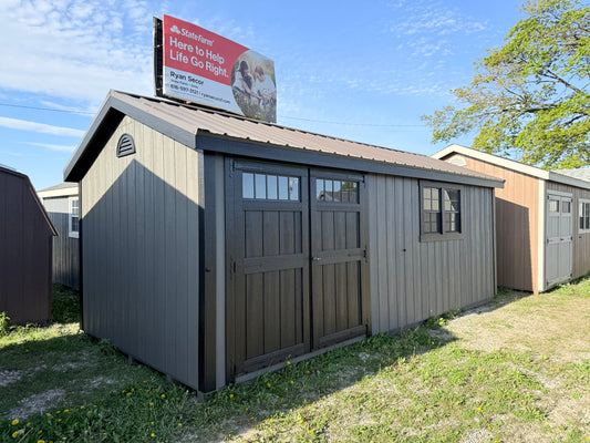 10x20 Deluxe Cottage Workshop - Ionia Lot - Cedar Rock Barns