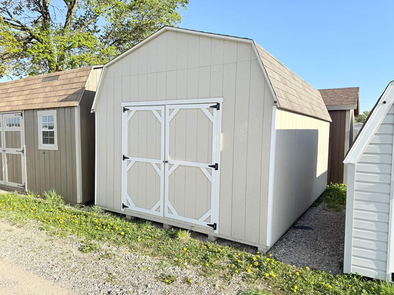 12x16 10' Painted Pro Series - QP211 - Ionia Lot - Cedar Rock Barns