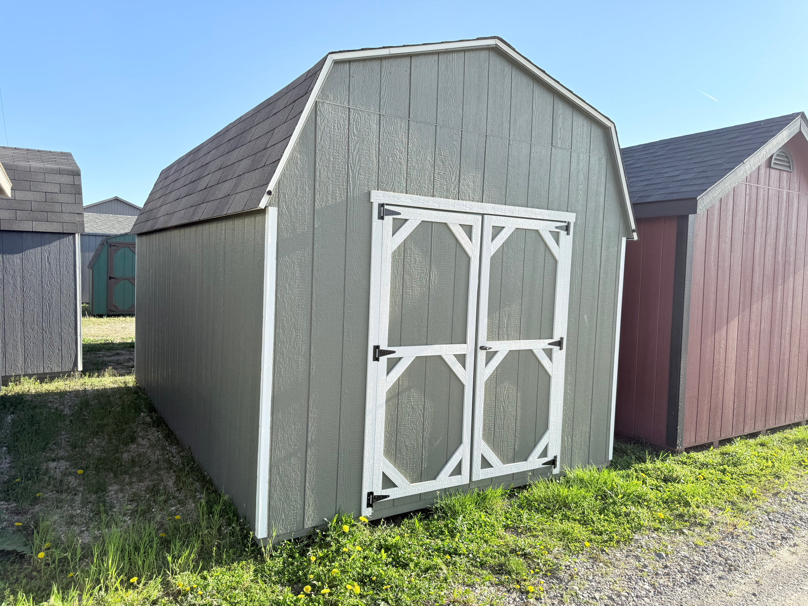 10x16 10' Painted Pro Series - Ionia Lot - Cedar Rock Barns
