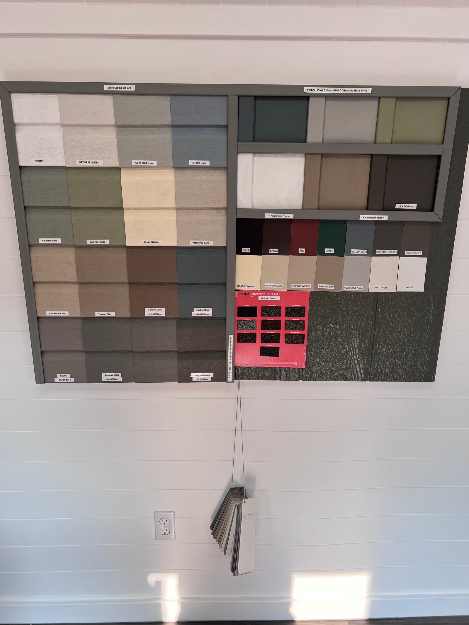 10x20 Painted Chalet DLX - Wayland, MI