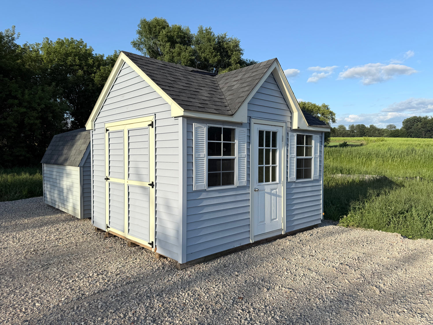 10x12 Vinyl Chalet - Cedar Springs Lot