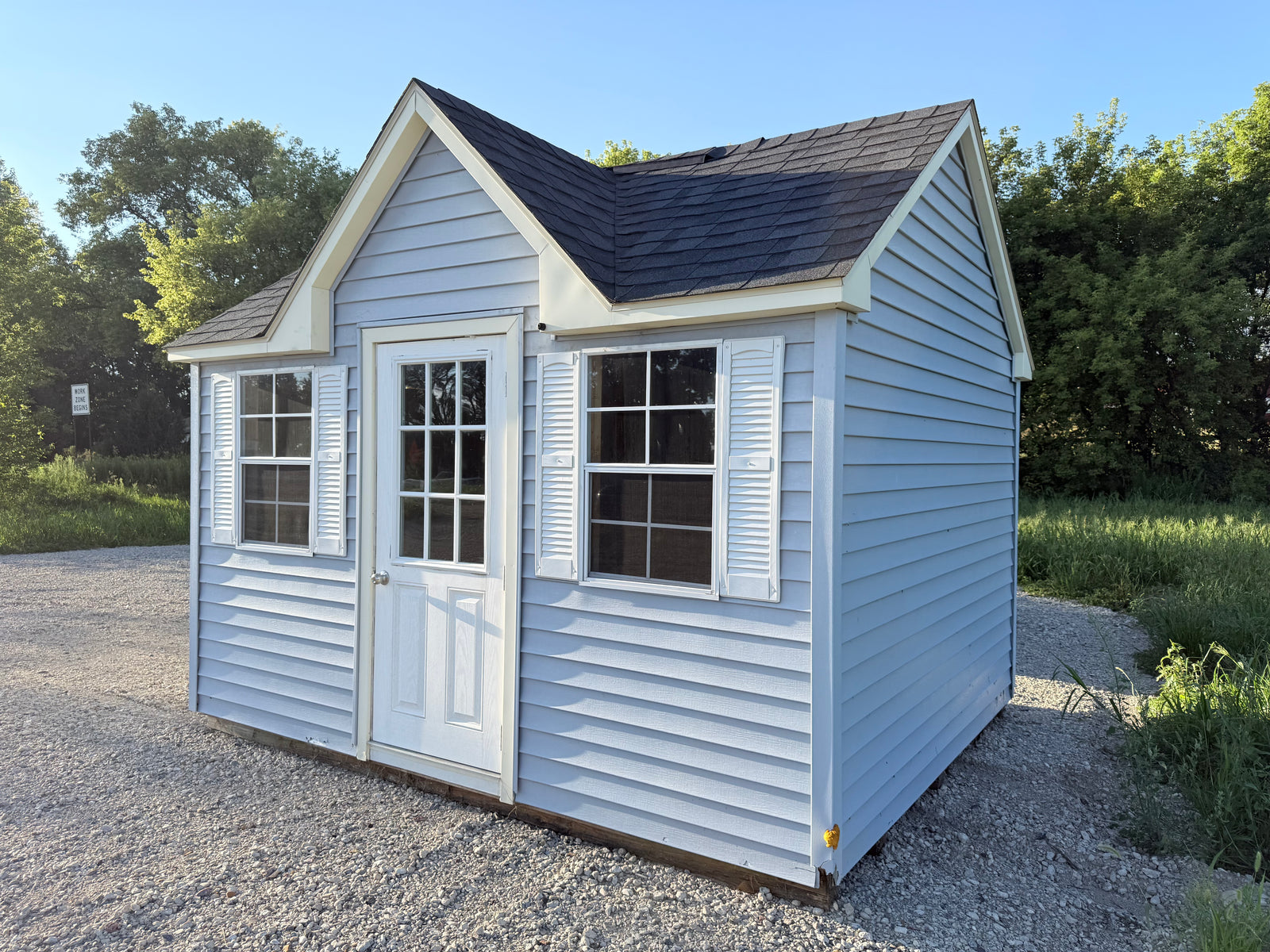 10x12 Vinyl Chalet - Cedar Springs Lot