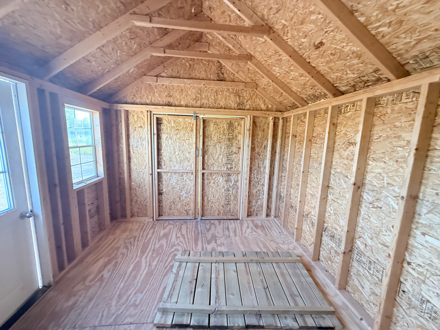 10x12 Vinyl Chalet - Cedar Springs Lot