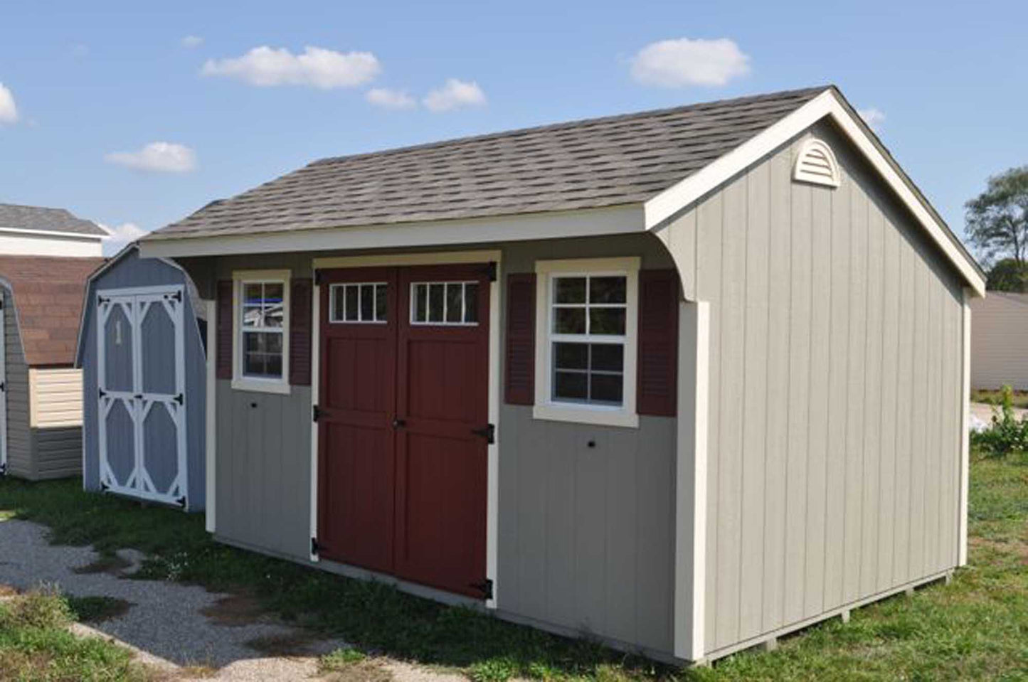 Carriage House - Painted w/ Deluxe Pkg